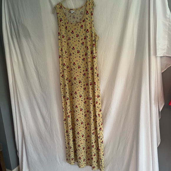 Women’s LuLaRoe 2xl sleeveless yellow w/ flowers maxi dress $13 - Picture 5 of 7